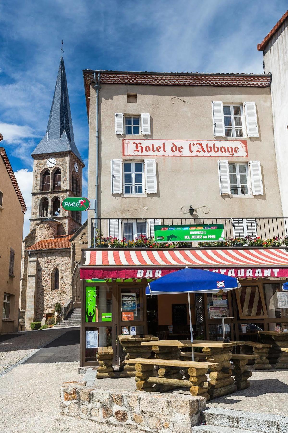 Hotel De L'Abbaye Sauxillanges Exterior foto